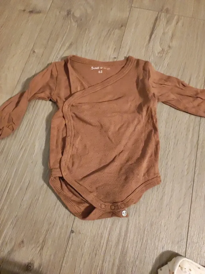 Lot de 5 body 3 mois - photo numéro 5