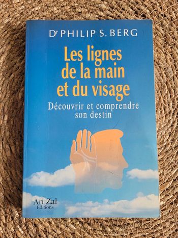 Les lignes de la main et du visage