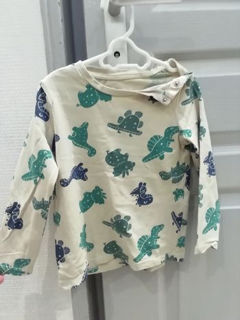 Vends t-shirt garçon hiver.