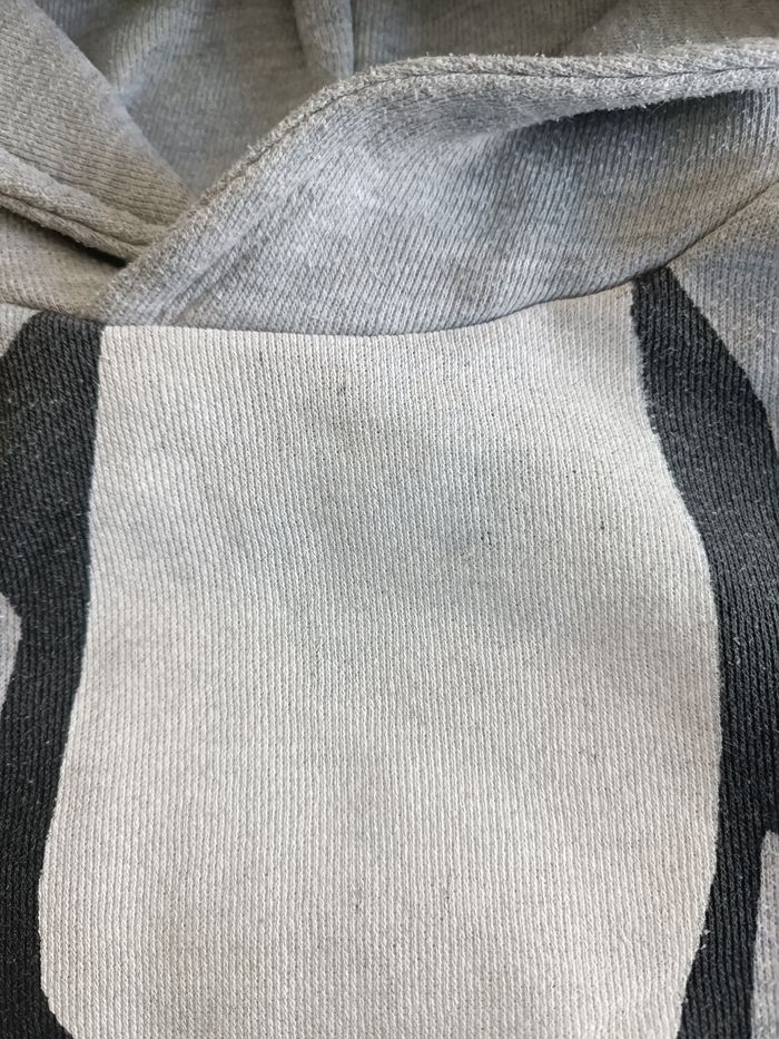Pull capuche Zara panda - photo numéro 3