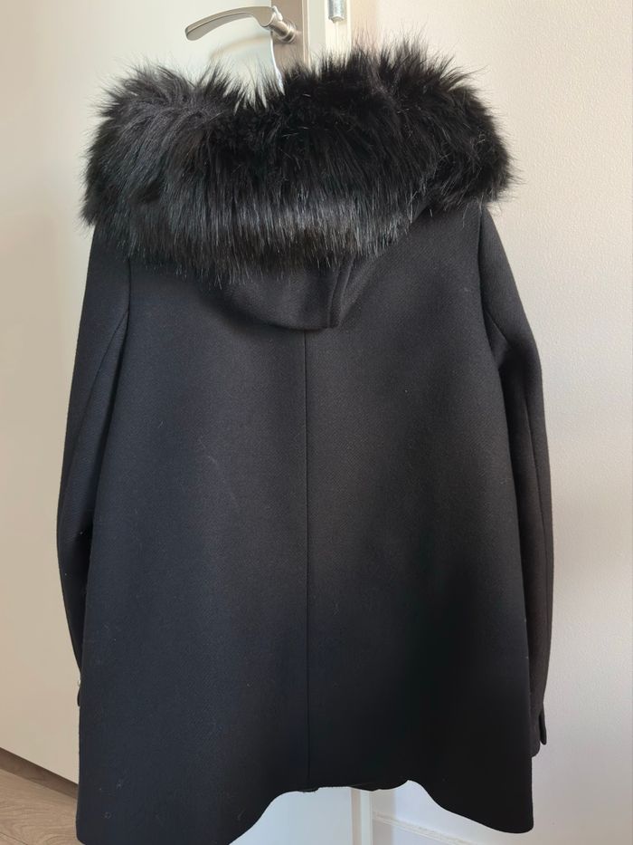 Zara manteau noir avec capuche fausse fourrure T34 XS - photo numéro 3