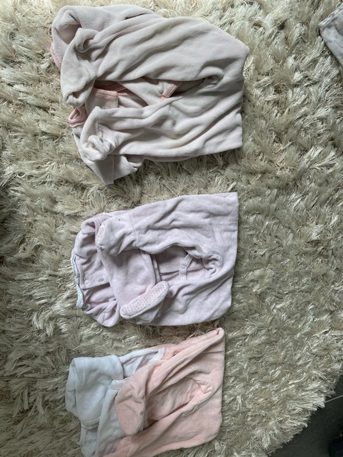 Lot 3 pyjamas 12 mois - photo numéro 5