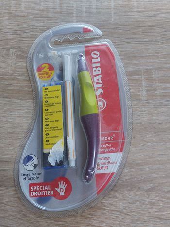 Stylo rechargeable stabilo