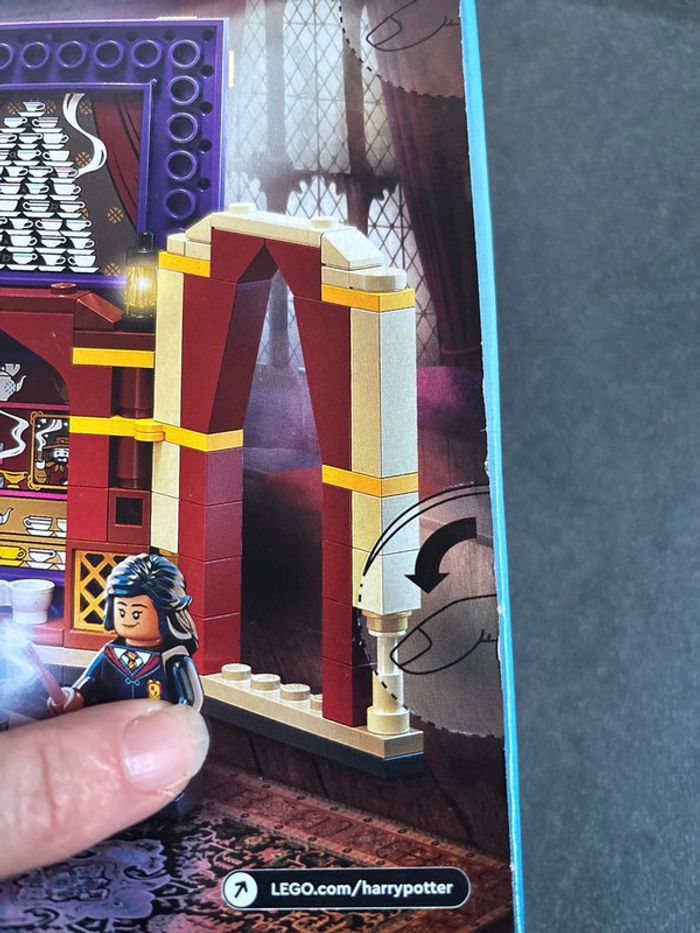 Lego Harry Potter 76396  - Poudlard : le cours de divination - photo numéro 6