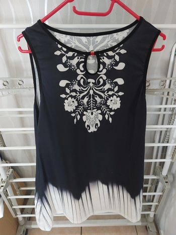 Tunique/robe noir et blanche légère