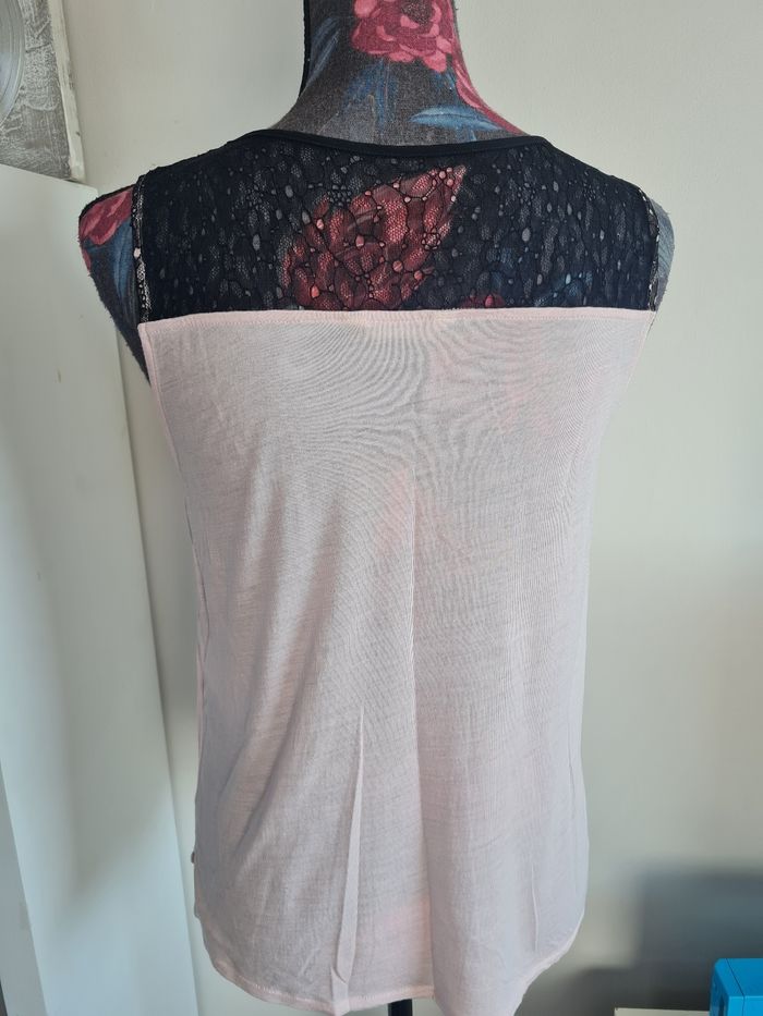 Joli haut naf naf rose - photo numéro 5