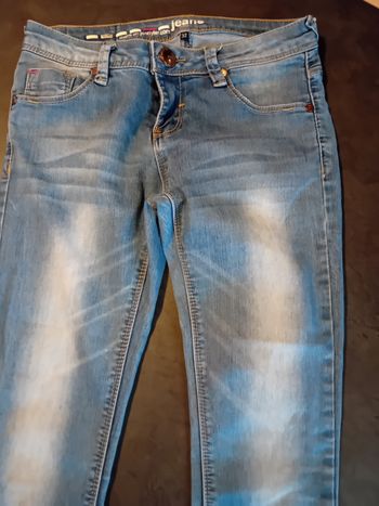 Jean bleu Jennyfer taille 32