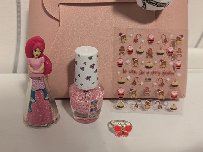 Petit sac a main cadeau fille bague, ver si, autocollants noël ongles figurine - photo numéro 2