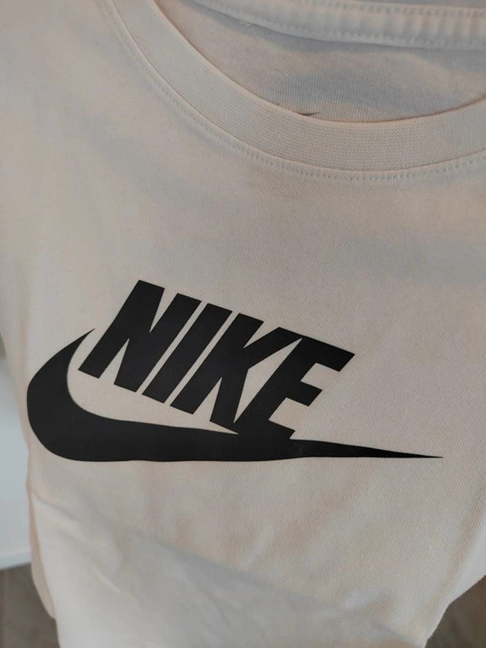 Tee-shirt Nike blanc 146 - 156 cm - photo numéro 2