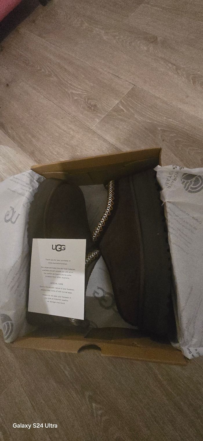 UGG Tazz Chocolat Taille
