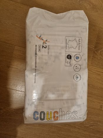 Couches la marque en moins