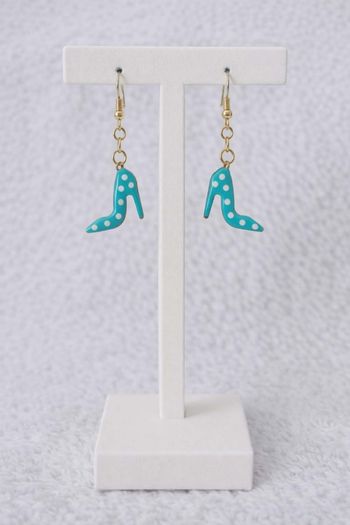 Boucle d'oreille pendentif doré 