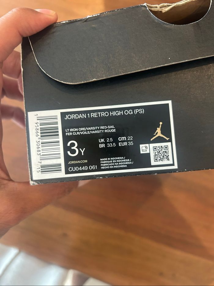 Jordan 1 taille 35 - photo numéro 4
