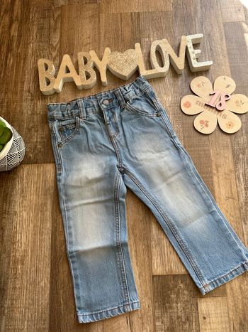 - Jeans Kiabi      - 18 mois - Très bon état 