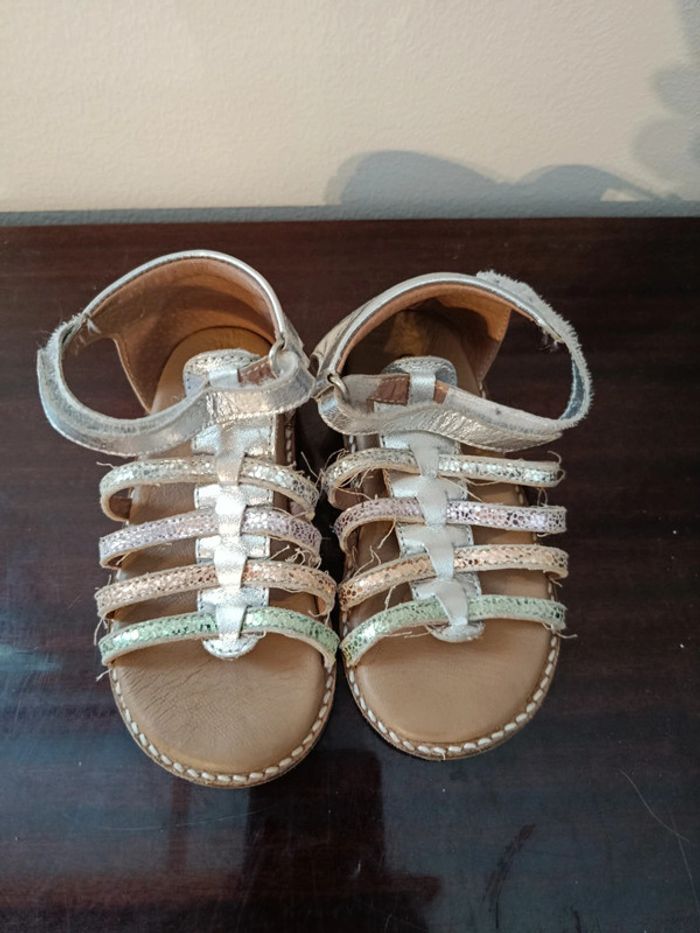 Sandalettes Kouki taille 24