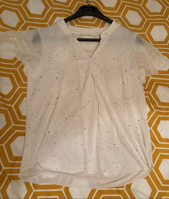Blouse blanche et doré
