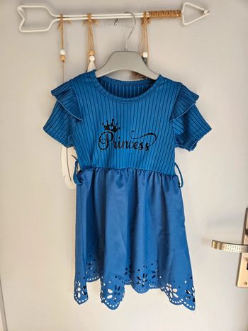 Robe 4 ans