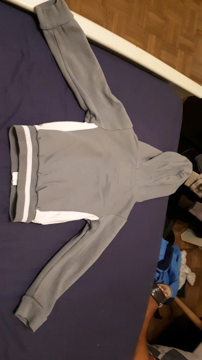 veste simple - photo numéro 2