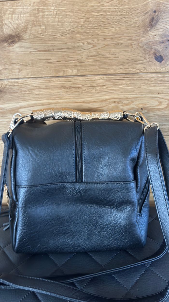 Sac noir frangé inspiration western – style bohème rock chic, compact et pratique neuf - photo numéro 5