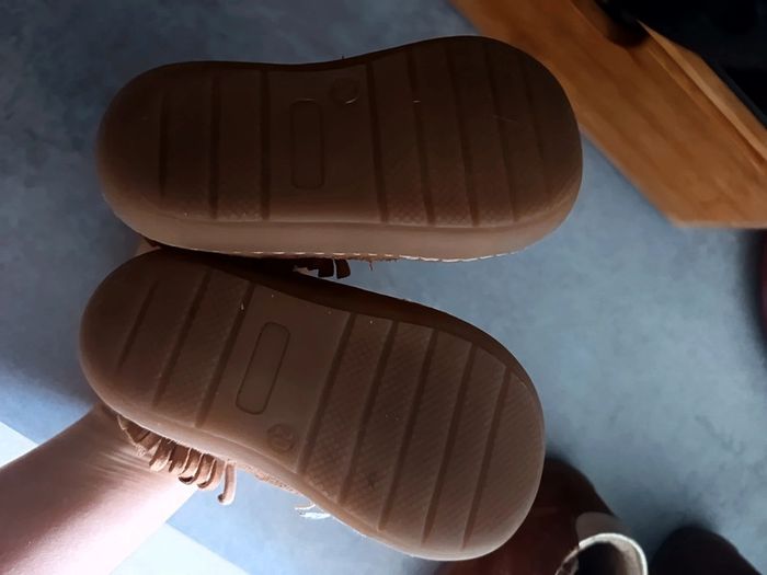 Chaussure de marche taille 20 - photo numéro 4