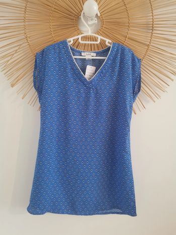 Robe neuve la halle 6 ans