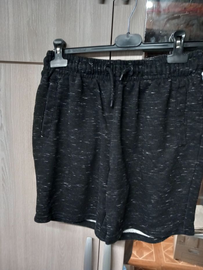 Shorts - photo numéro 4