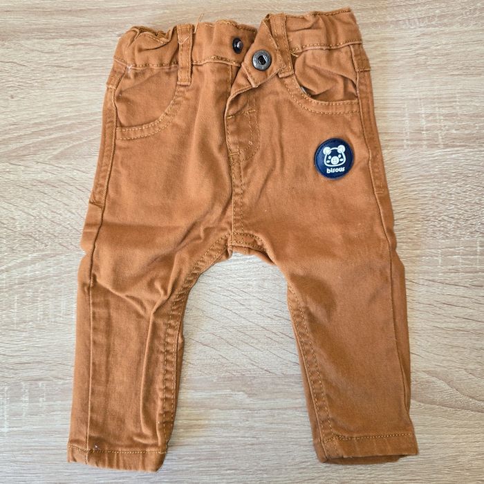 Pantalon marron taille 6 mois