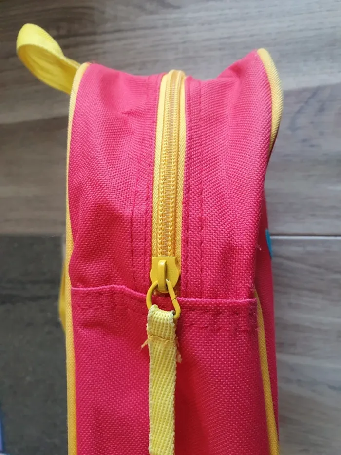 Cartable / sac à dos Winnie l'ourson - photo numéro 5
