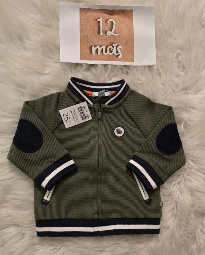 NEUF(non portée)🏷🥰😍sublime /sweat zippé 12 MOIS garçon 😍😍💙💙💙