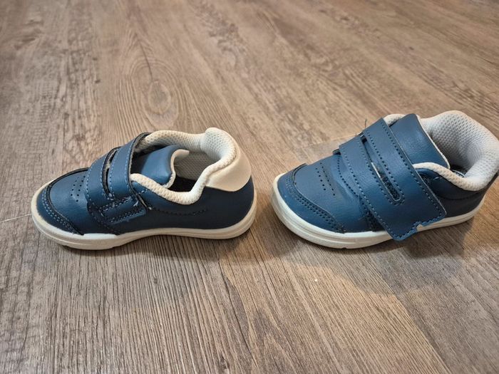 Chaussures decathlon taille 21 - photo numéro 3