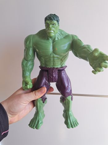 Figurine hulck 