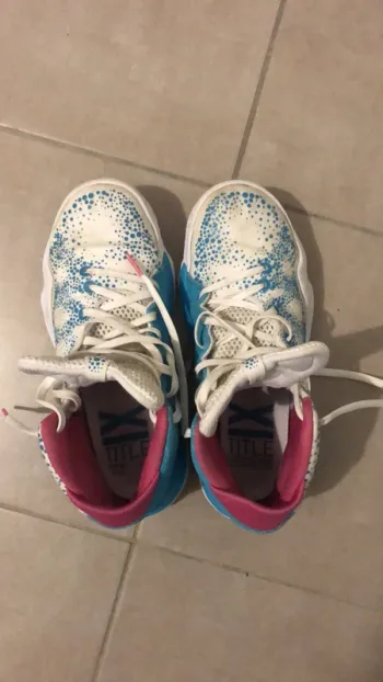 Basket adidas