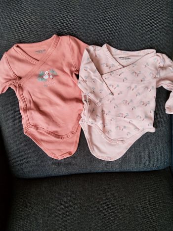 Lot 2 bodies 6 mois