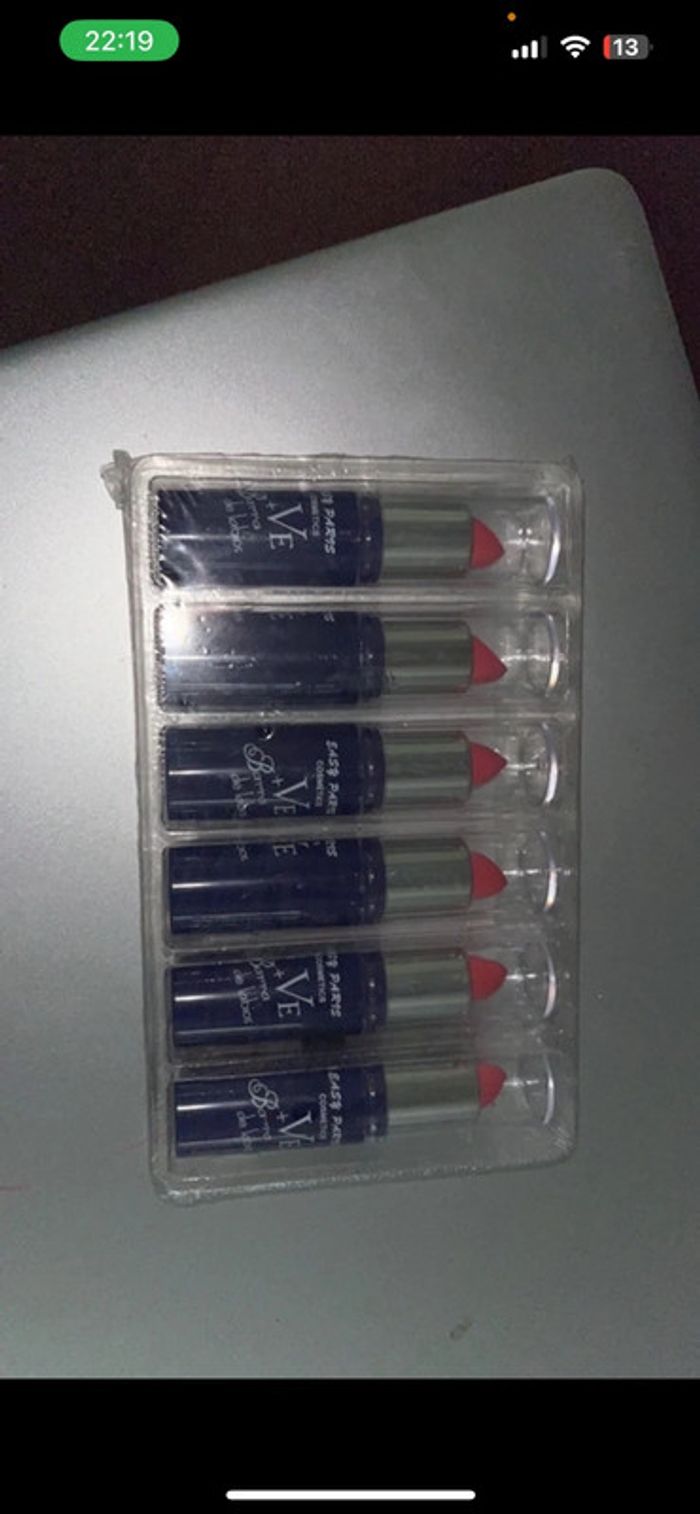 Lot de 18 rouge a lèvre 👄 - photo numéro 2