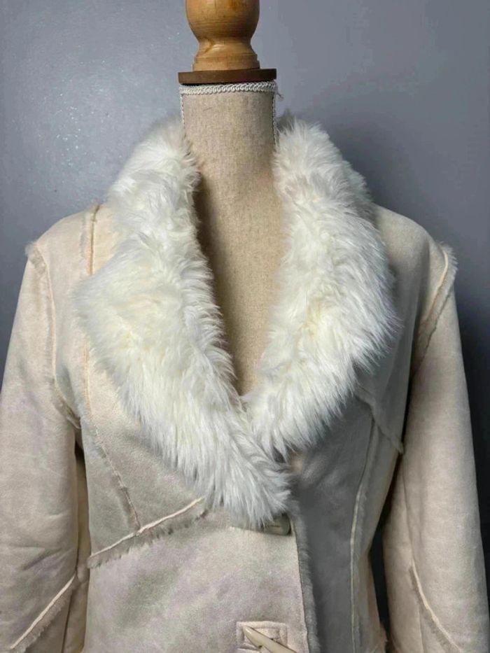 Veste longue en fausse fourrure taille S - photo numéro 2