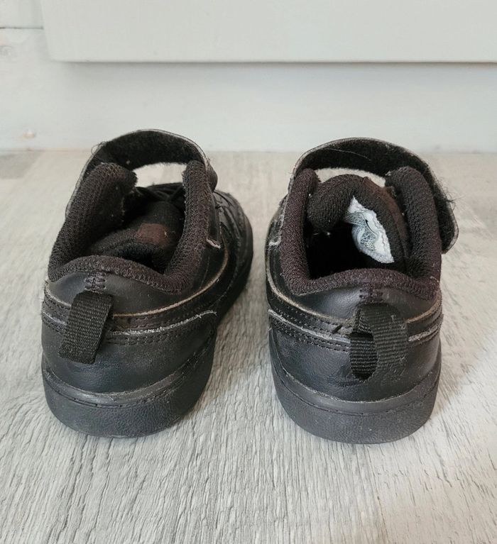 👟 Basket Nike 👟 Taille 23.5 - photo numéro 3