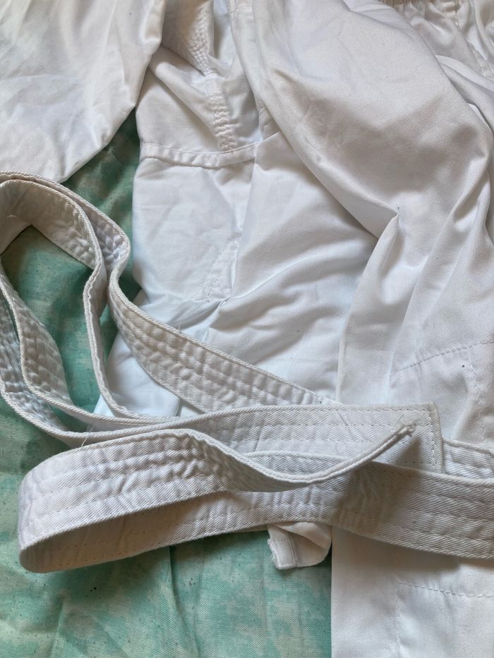 Kimono haut + bas + ceinture 140 cm 10 ans - photo numéro 2