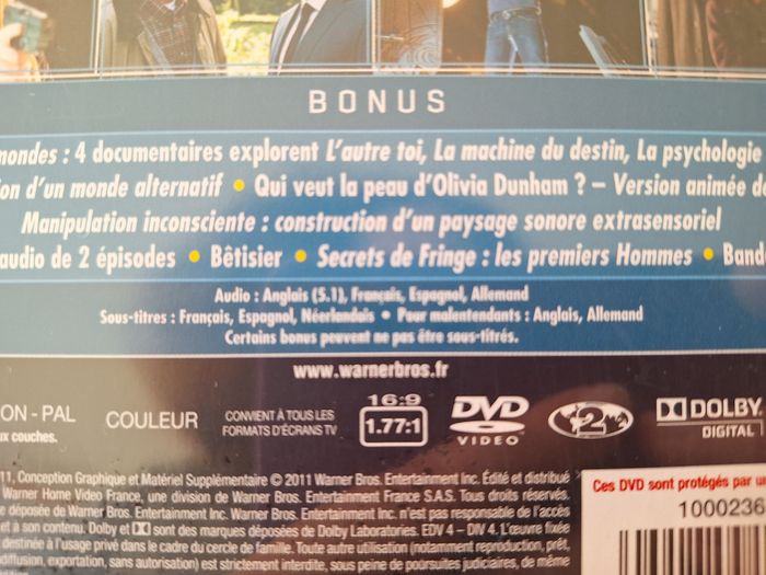 Fringe - L'intégrale de la saison 3 - DVD - photo numéro 5