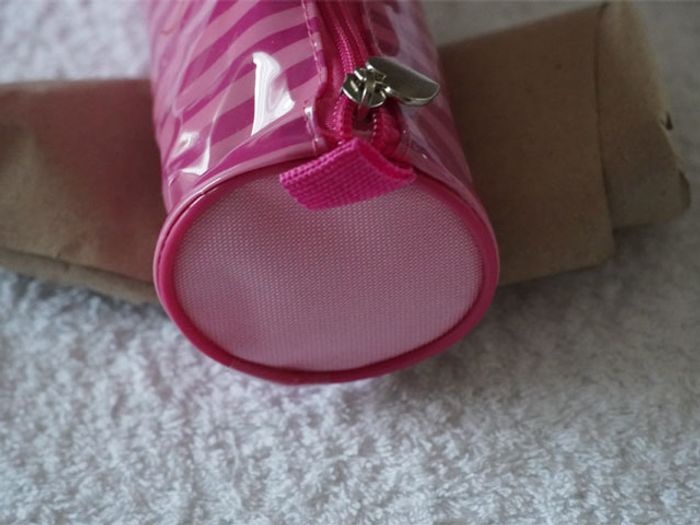 Trousse Minnie neuve encore sous plastique - photo numéro 4