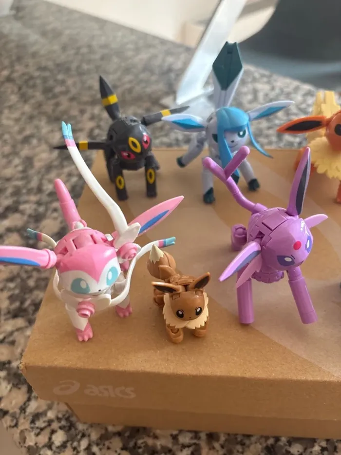 Pokémon coffret mega figurine lego evoli évolution - photo numéro 4