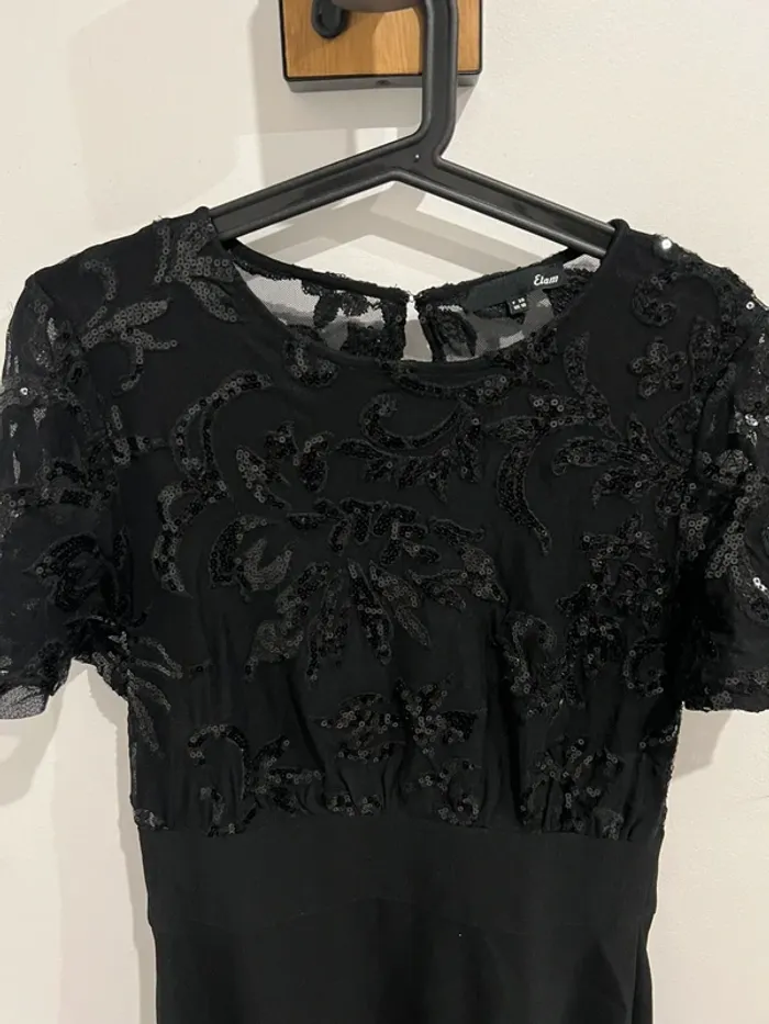 Robe noire à sequin - photo numéro 2