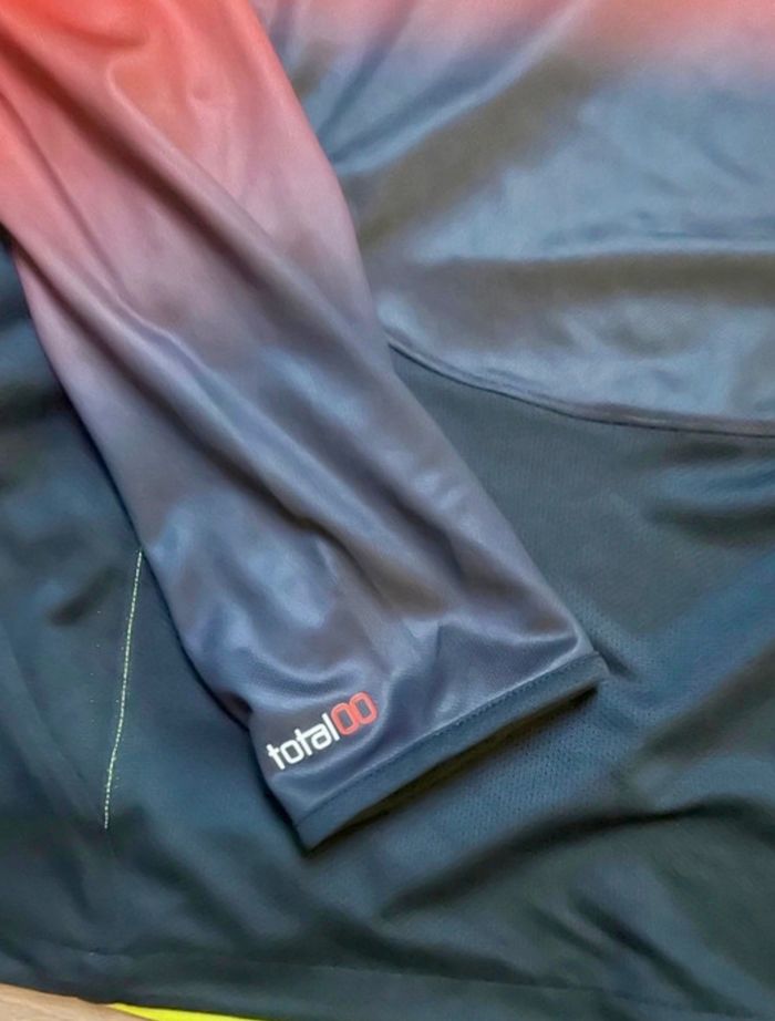 Teeshirt nike total 90 X BDLM X Tiakola - Édition limitée L - photo numéro 4