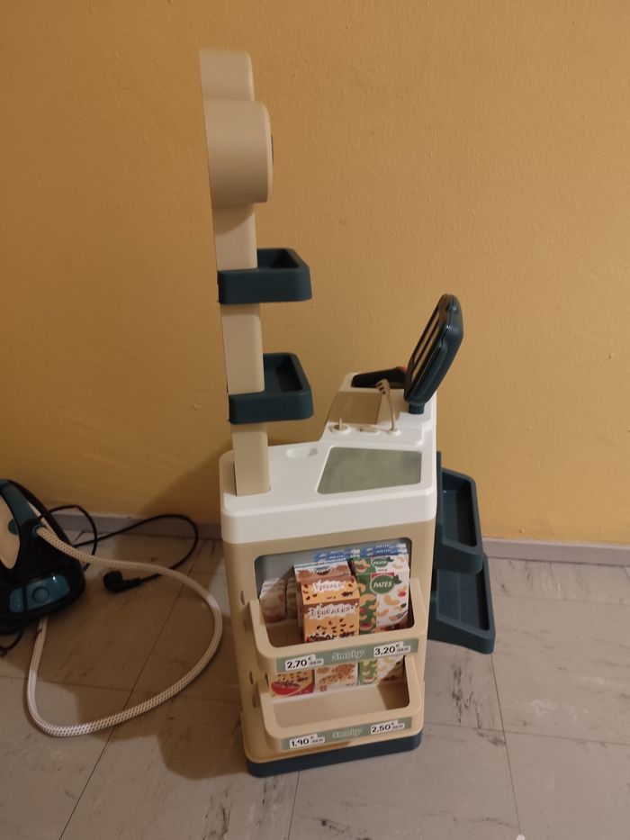 Dînette avec accessoires état neuf