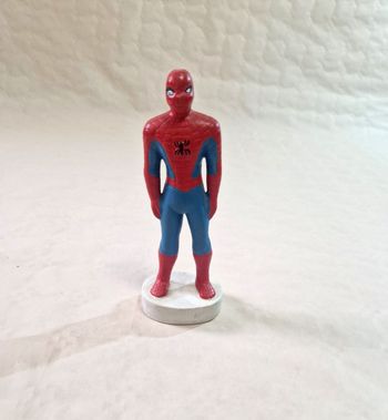 Figurine vintage Spider man  , en porcelaine   , 90's