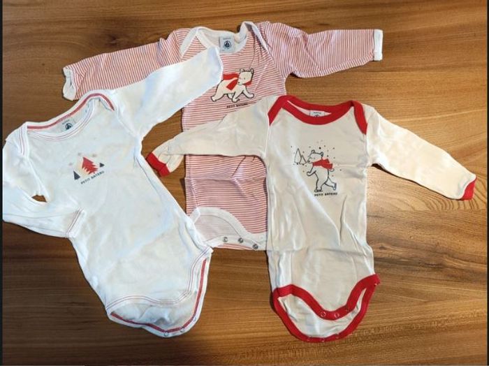 lot 3 bodies petit bateau 6 mois