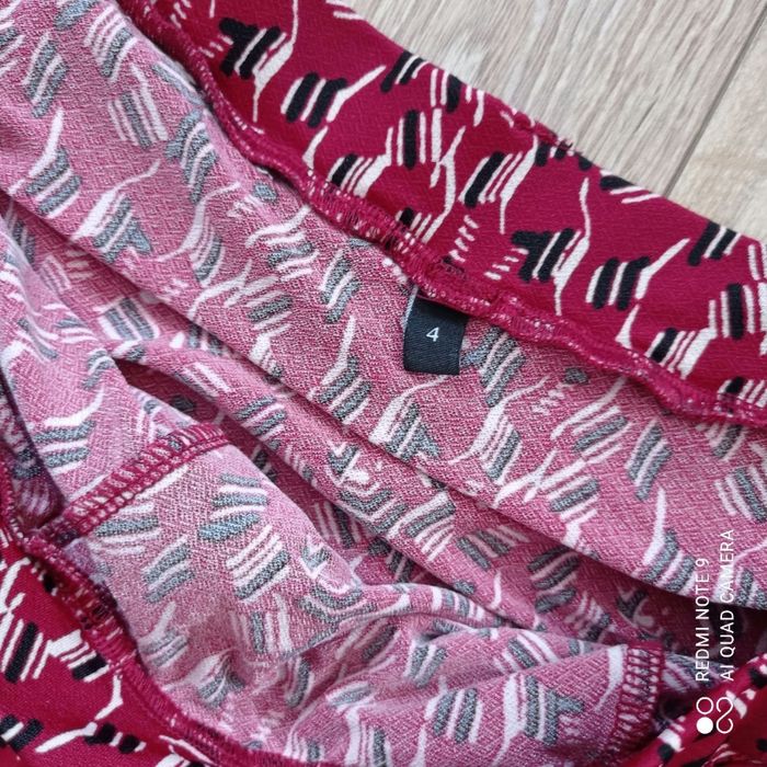 Jupe bordeaux à motifs t42 - photo numéro 5