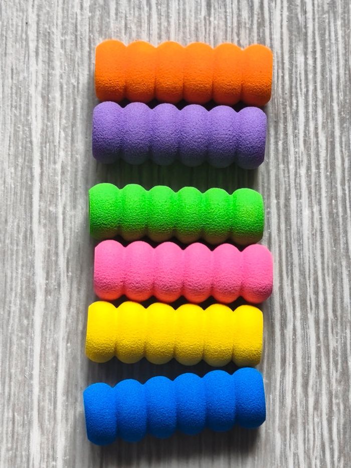 Correcteur de posture d'écriture en mousse souple petit - photo numéro 5