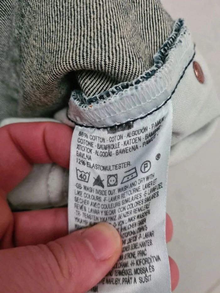 Jean 571 levi's w28 L32 en excellent état - photo numéro 11