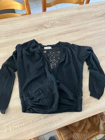 Gilet dos dentelle