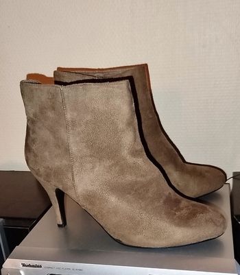 Bottines a talon neuf